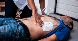 Defibrillator benutzen